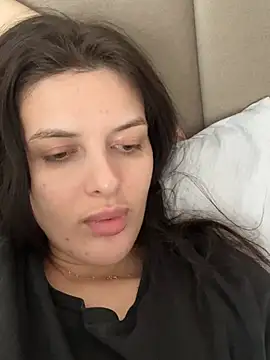 little_belucci live