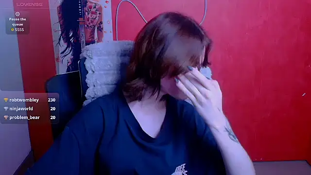 Fiona_Night live
