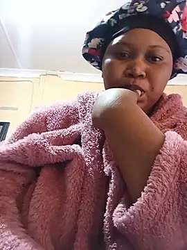 JuicyMilkyTizzy live