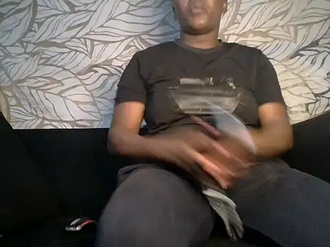 Thia_bunny live