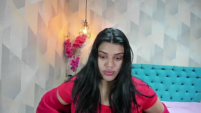 LindaBreeS live