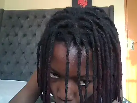 dee_ass live