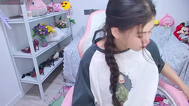QinQin-888 live