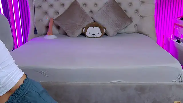 PlayfulShow live