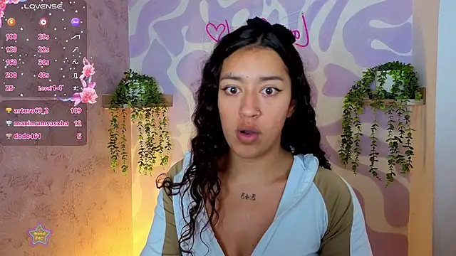 mia_scarlett7 live