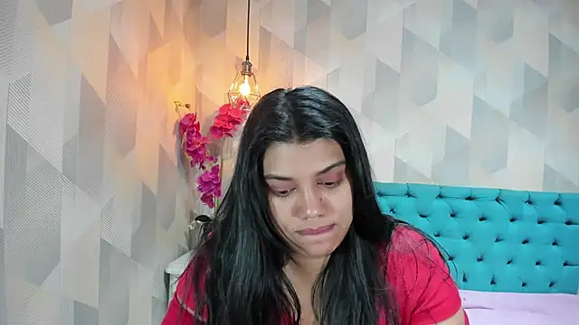 LindaBreeS live