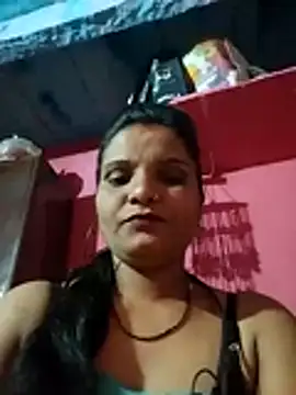 Cut_rani64 live