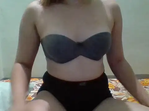 Hot_moanna live