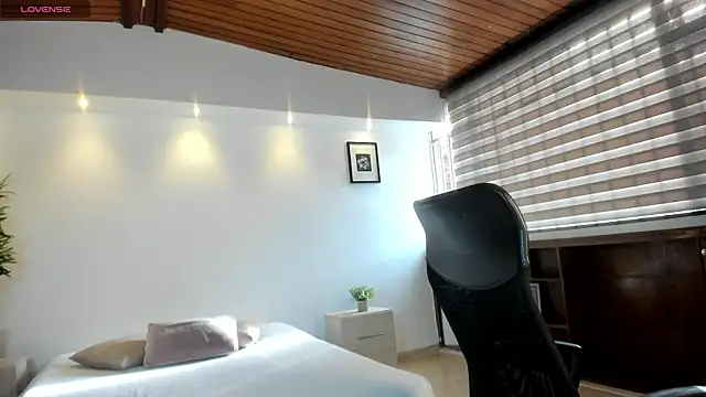 zoe_linss live
