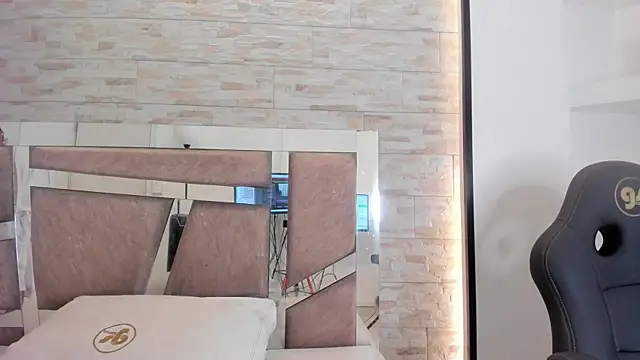 cristine_colins live