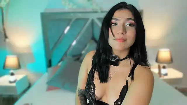 emy_williams live