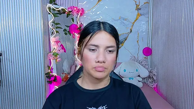 Chiara_tay live