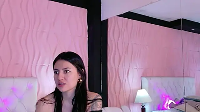 Mia_Cherry__ live