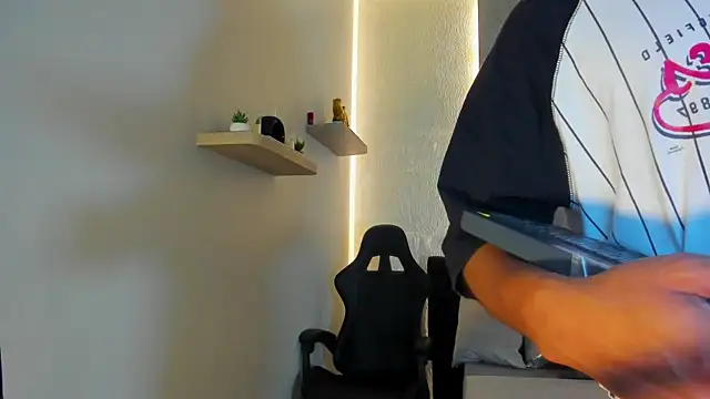 Jake_Lauren live