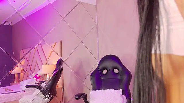 SamantaKane live