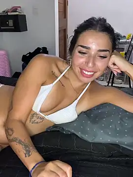 sweetbrunette22 live