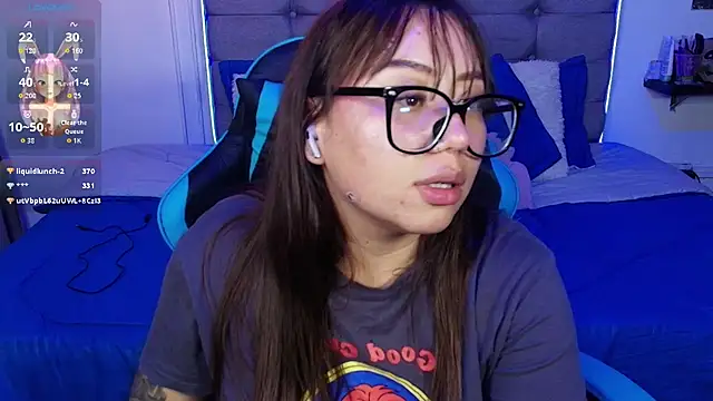 Kata_Bigboobs live