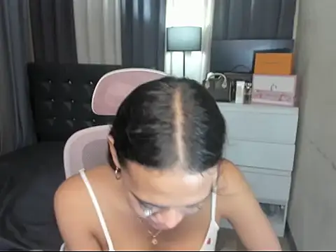 XTsUncutMargauxX live