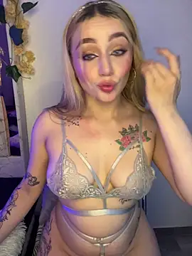 Sara_Sophia420 live