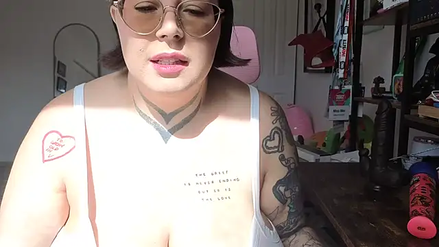 meiafterdark live