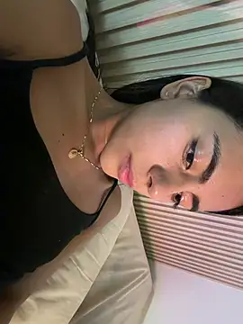 Lilybeeth live