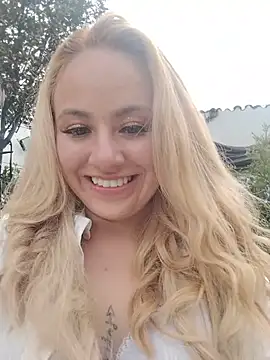 Angeel_white25 live