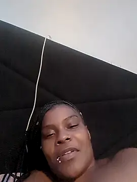 damnshegotass live