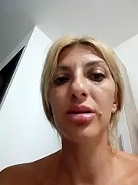 RileyLanna live