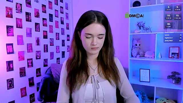 liana_kisses live