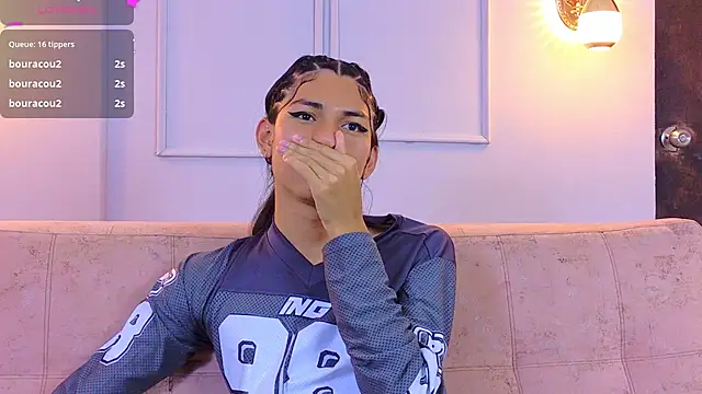 lexielancaster_cr live