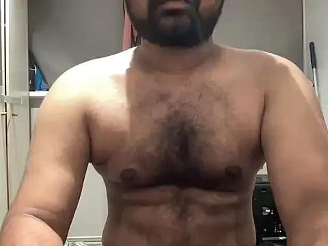 bobgot17cm live