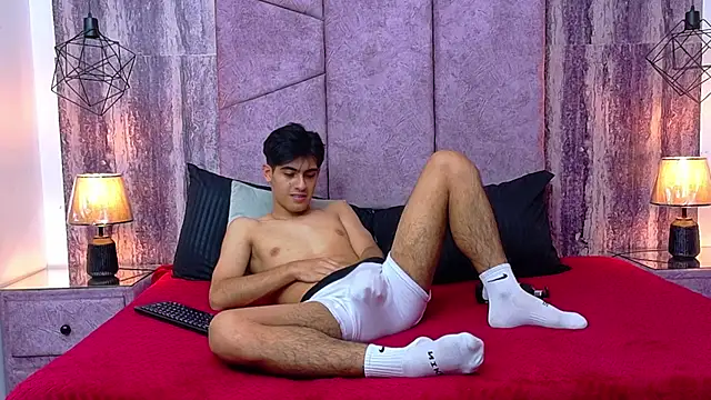 TaylerCruz live