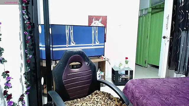 charllotee_dark live