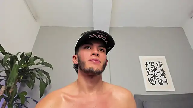 Tylerffoxx live