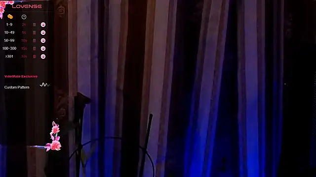 Laura_Bess live