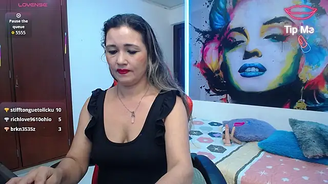 noelia_milf19 live
