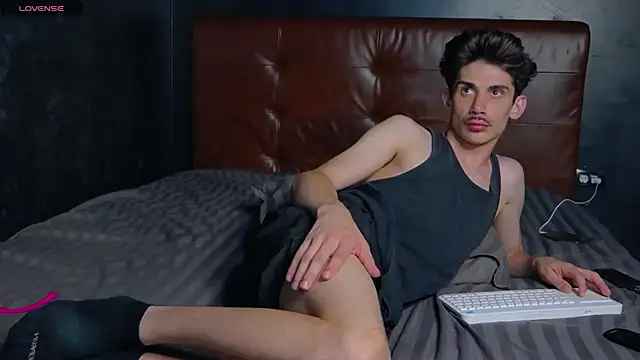 DanielCrush1 live