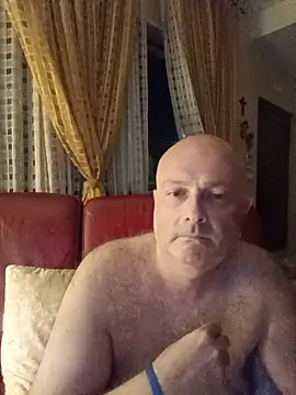 Alexis_Bull live