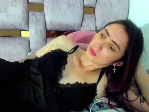 BellaTxM__ live