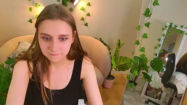 HollyWheeler live