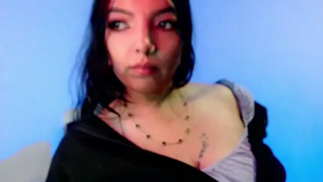 loren_tits24 live