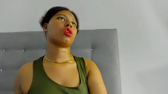 tatianasquirthot live