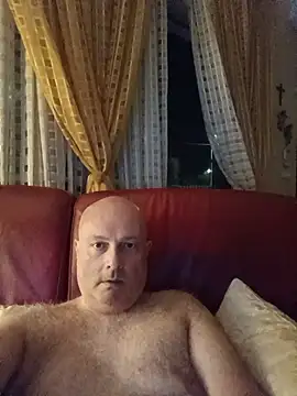 Alexis_Bull profile