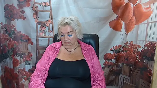 RenataDaster live