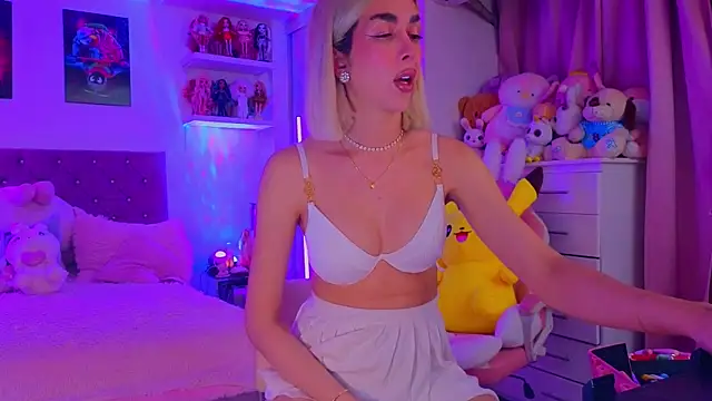 MadamBarbiee live