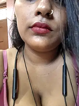 Jasmine_Januja live