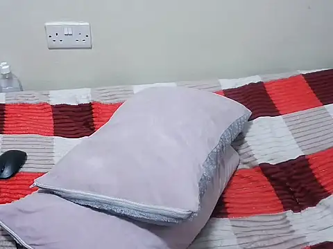 Miss_mariahna live