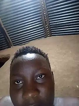 CUTE-LEYLAH live