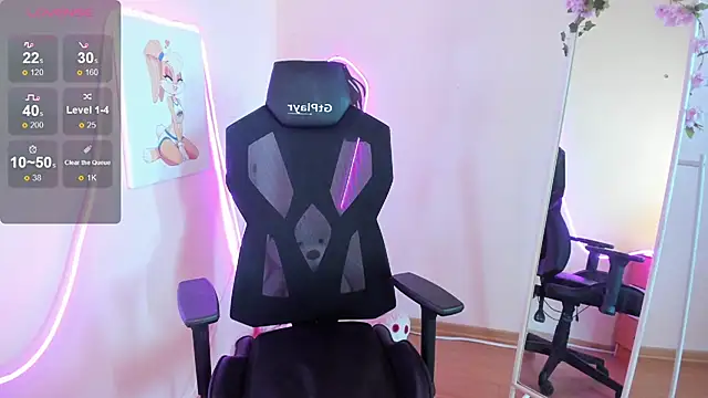 AliceeinWonderlanddd live