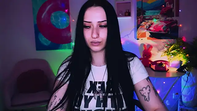 MonicaLowes live